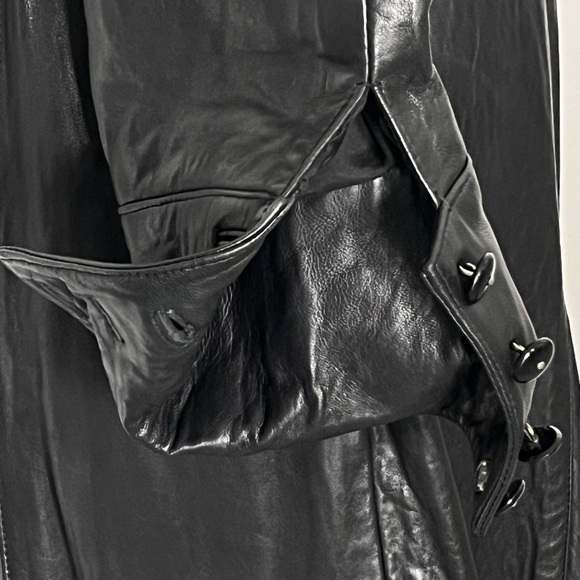 ANNI ‘90 Vtg Black Lambskin Leather Long Button Front Fitted Coat Dress Timeless - Picture 10 of 16